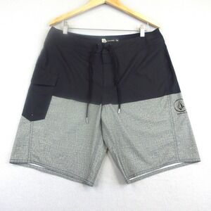 Volcom Board Shorts Men 34 Black Grey Colorblock Swim Surf Volleyball Stretch
